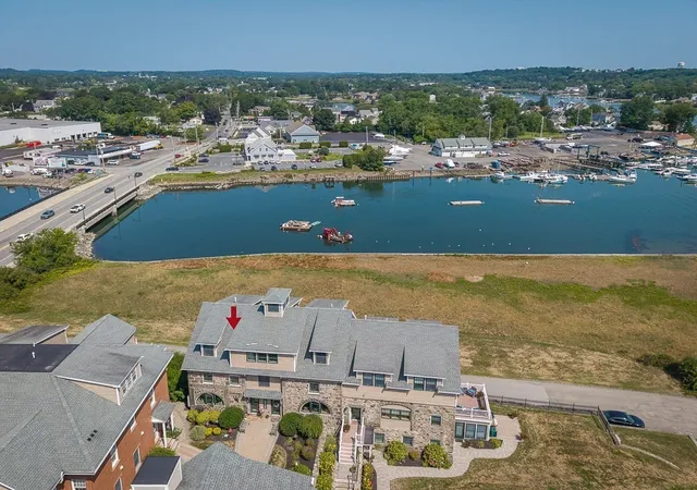 4th image of 152 Water St, Danvers, MA 01923