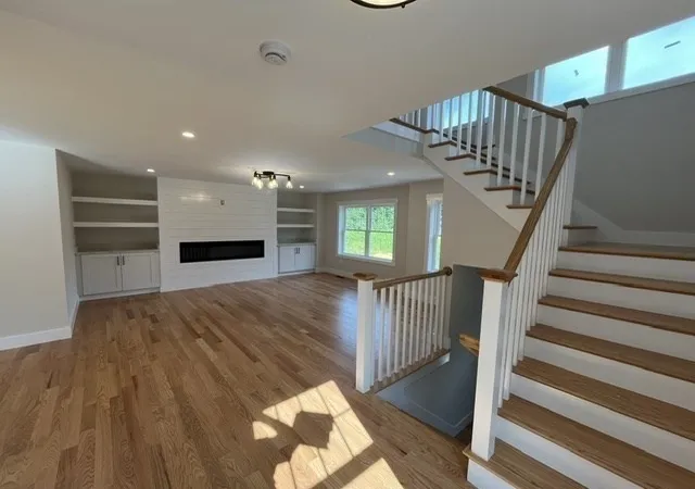 3rd image of 191A Oxford Ave #1, Dudley, MA 01571 | MLS# 73551697