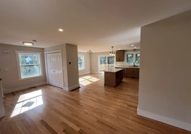 5th image of 191A Oxford Ave #1, Dudley, MA 01571 | MLS# 73551697