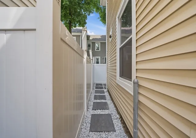 26th image of 38 S Lincoln, Haverhill, MA 01835 | MLS# 73534457