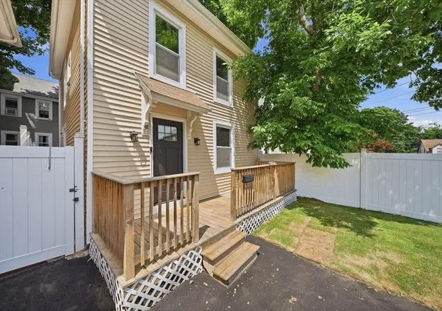 Photo 4 of Single family home for sale at 38 S Lincoln, Haverhill, MA 01835 | MLS# 73534457 | Listing updated on 2026-08-09