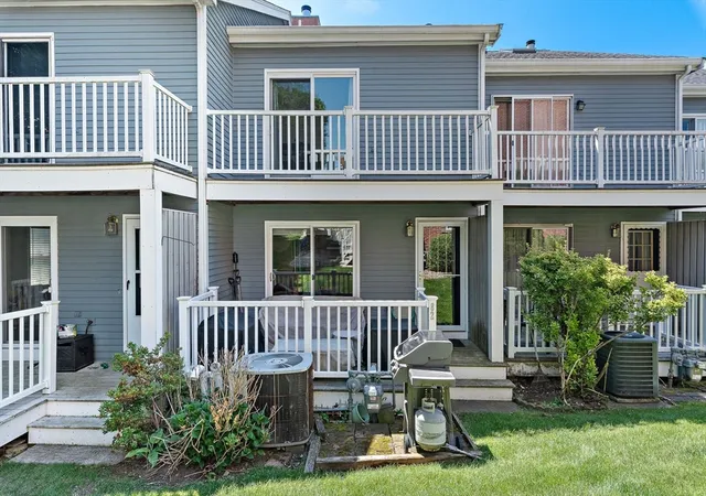 2nd image of 82 Captains Row, Chelsea, MA 02150