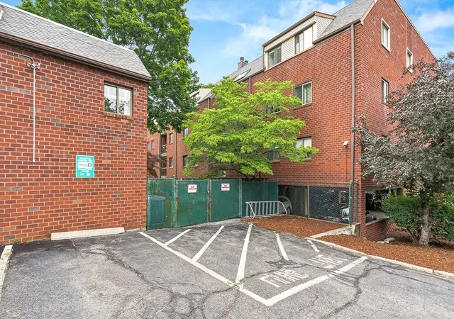 Homes for sale in Winchester, MA | 666 Main Street #315, Winchester, MA 01890 | MLS# 73543744