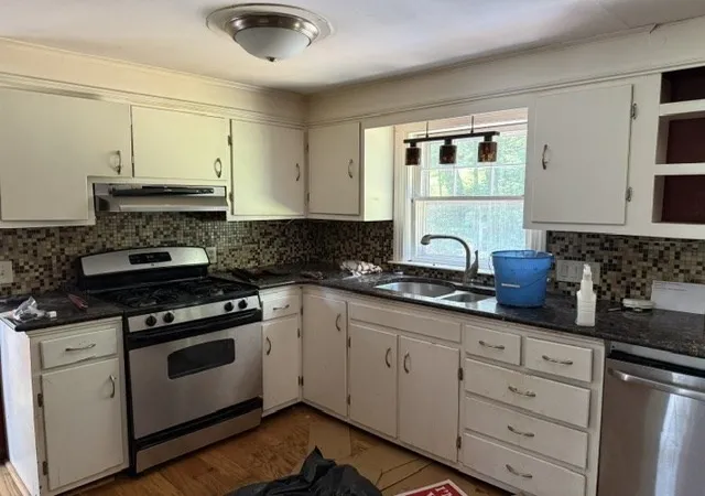 4th image of 1592 Elm Street, Dighton, MA 02715 | MLS# 73543758