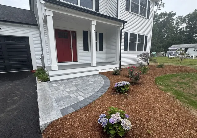 3rd image of Nineteen Barberry Road, Mansfield, MA 02048 | MLS# 73553048
