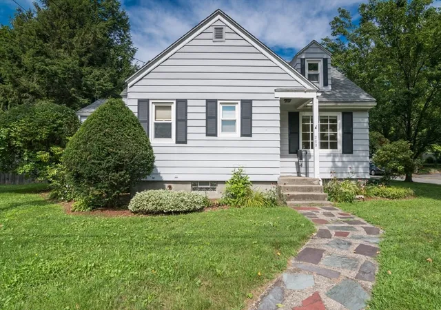 2nd image of 202 Jackson St, Northampton, MA 01060 | MLS# 73565624