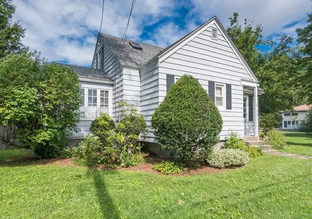 3rd image of 202 Jackson St, Northampton, MA 01060 | MLS# 73565624