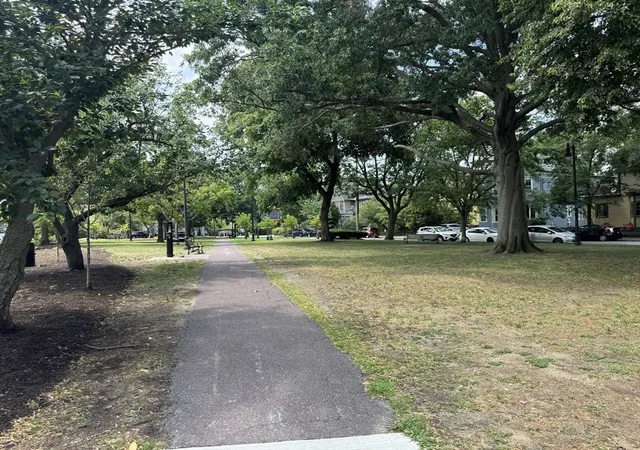 2nd image of 80 Chestnut St, Cambridge, MA 02139