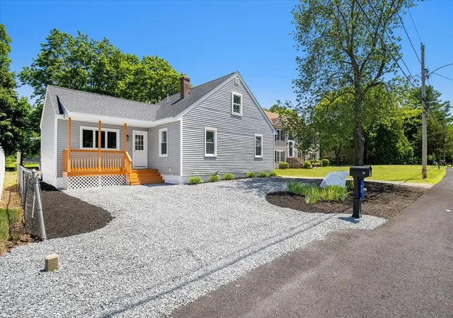 Homes for sale in Taunton, MA | 72 Woodlawn St, Taunton, MA 02720 | MLS# 73547785