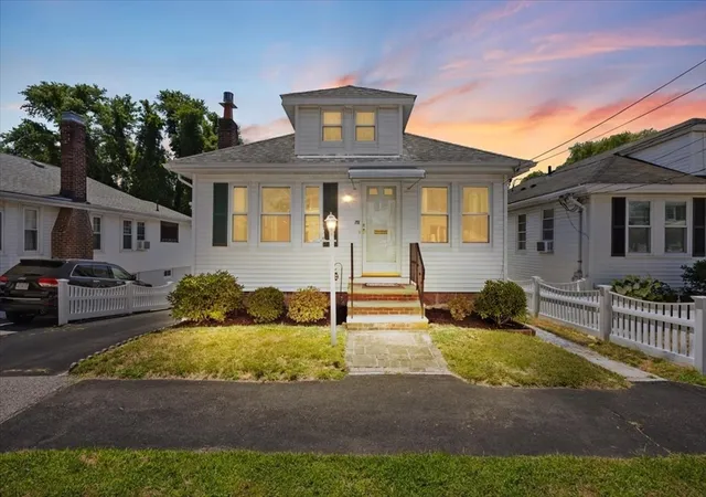 Homes for sale in Quincy, MA | 118 Connell Street, Quincy, MA 02169 | MLS# 73548930