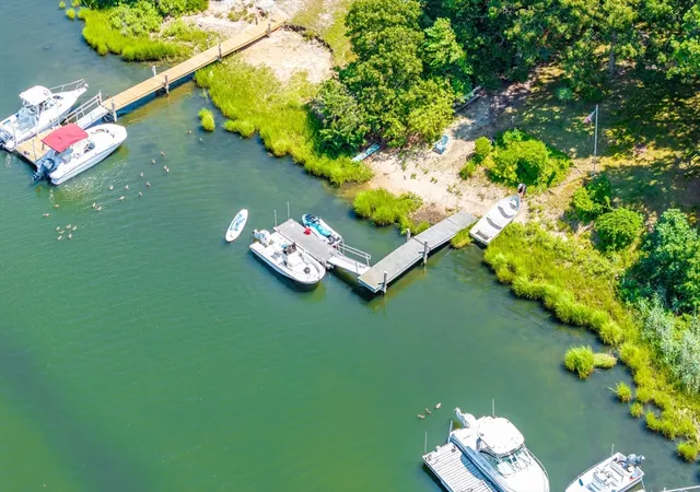 2nd image of 199 Edgewater Dr W, East Falmouth, MA 02536 | MLS# 73558559