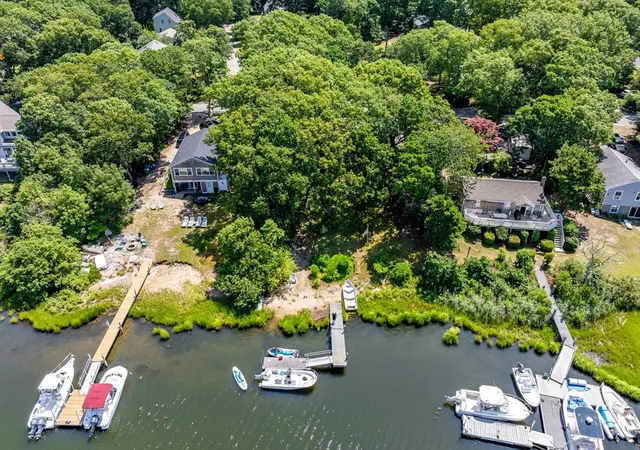 Photo 3 of Sale Pending at 199 Edgewater Dr W, East Falmouth, MA 02536 | MLS# 73558559 | Listing updated on 2026-09-15