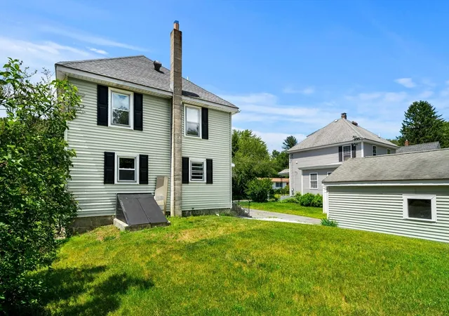 Homes for sale in Westford, MA | 17 Maple St, Westford, MA 01886 | MLS# 73490431
