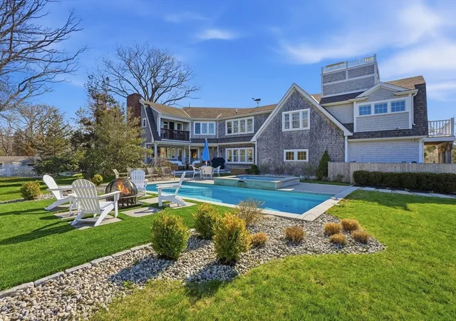 Homes for sale in Cohasset, MA | 82 Nichols Rd, Cohasset, MA 02025 | MLS# 73513339