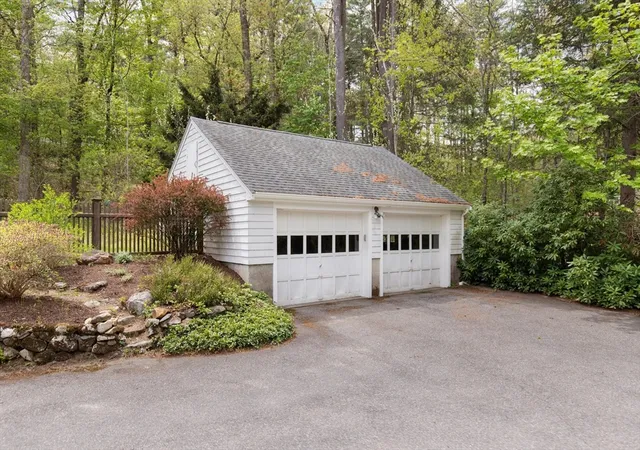 3rd image of 395 North Rd, Sudbury, MA 01776 | MLS# 73539920