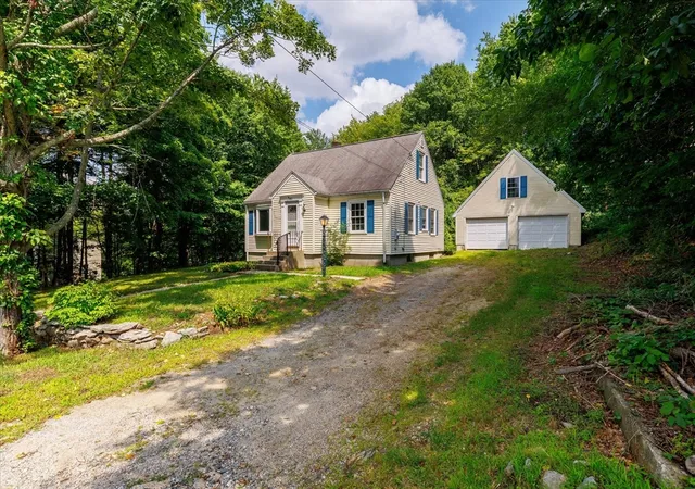 2nd image of 482 Cooper Rd, Northbridge, MA 01534 | MLS# 73557308