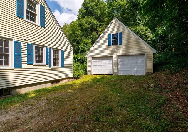 4th image of 482 Cooper Rd, Northbridge, MA 01534 | MLS# 73557308