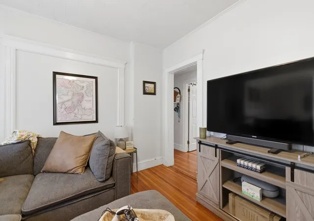 3rd image of 71 Houghton St, Boston, MA 02122 | MLS# 73517292