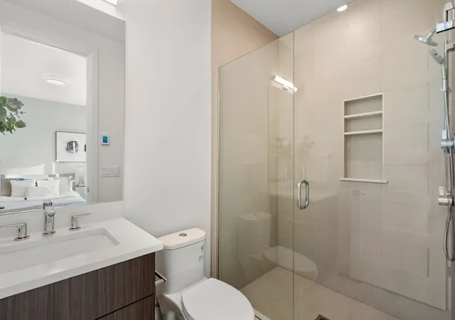 2nd image of 956 Walnut St, Newton Highlands, MA 02461