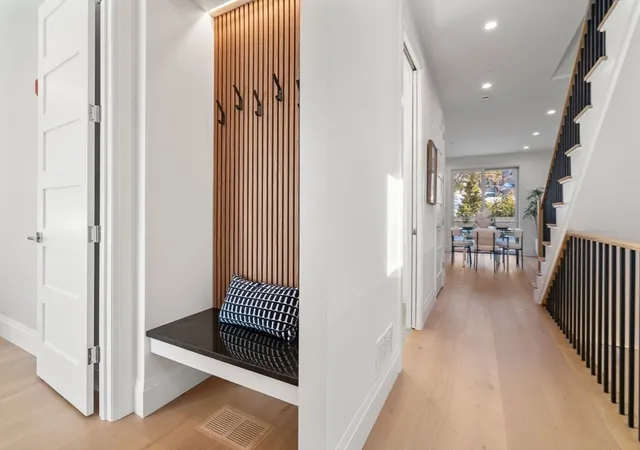 30th image of 956 Walnut Street #2, Newton Highlands, MA 02461 | MLS# 73536941