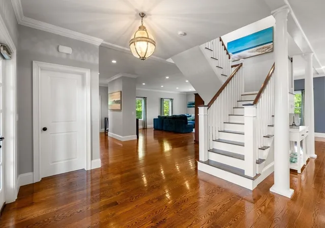 3rd image of 22 Crooked Lane, Manchester, MA 01944 | MLS# 73522804