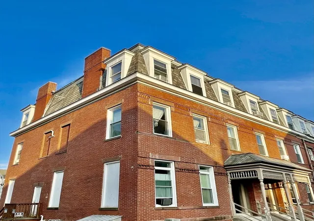 1st image of 5 Ashland St, Worcester, MA 01609 | MLS# 73547742