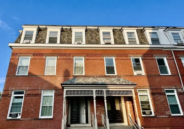 2nd image of 5 Ashland St, Worcester, MA 01609 | MLS# 73547742