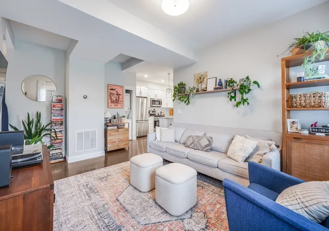 Listing Photo 5 - Condo for sale in building located at 21 Whitney Ave, Beverly, MA 01915 - Unit #2R