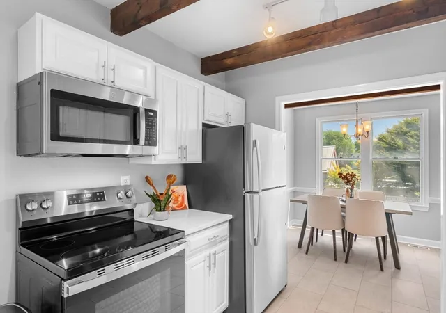 Listing Photo 4 - Condo for sale in building located at 102 Wharf St, Salem, MA 01970 - Unit #A6