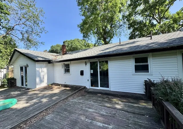 3rd image of 105 Royal Road, Brockton, MA 02302 | MLS# 73553934