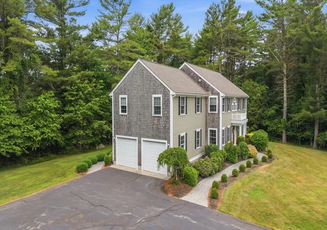 Photo 2 of Sale Pending at 4 Rileys Way, Dartmouth, MA 02747 | MLS# 73541784 | Listing updated on 2026-09-24