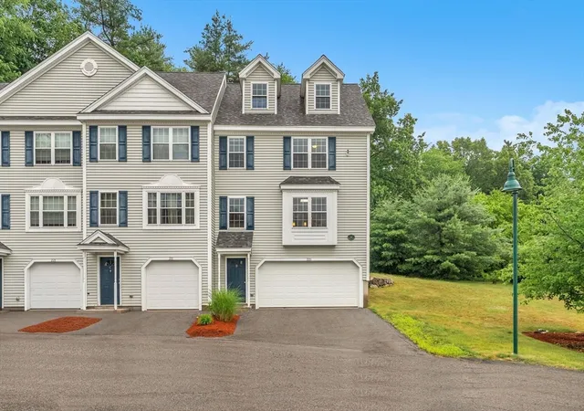 Homes for sale in Groton, MA | 22 Bradley Dr #D, Groton, MA 01450 | MLS# 73541378