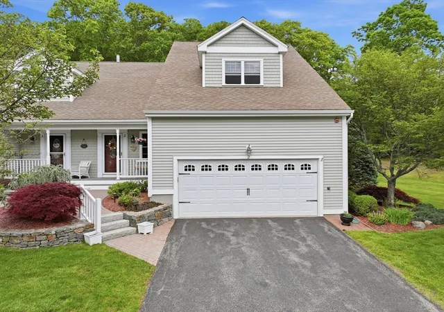Homes for sale in Millbury, MA | 2 Ashton Ln #2, Millbury, MA 01527 | MLS# 73526921