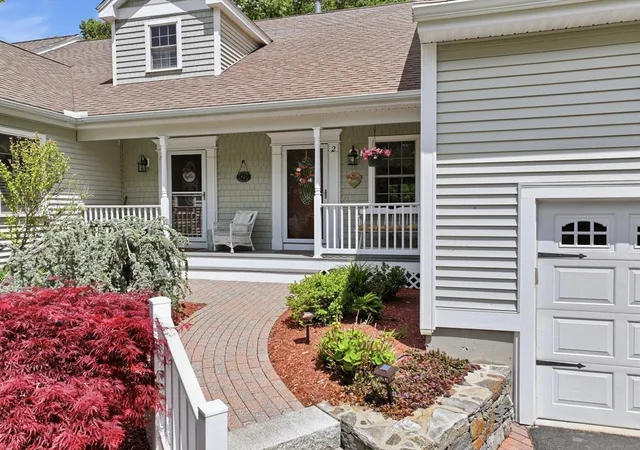 Homes for sale in Millbury, MA | 2 Ashton Ln #2, Millbury, MA 01527 | MLS# 73526921