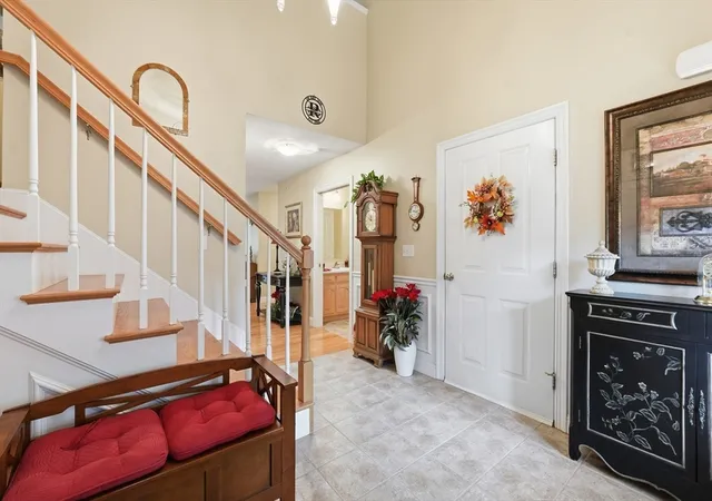 Homes for sale in Millbury, MA | 2 Ashton Ln #2, Millbury, MA 01527 | MLS# 73526921