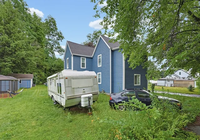 3rd image of 141 Otis, Westfield, MA 01085 | MLS# 73559585