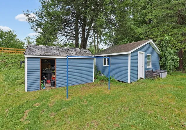 4th image of 141 Otis, Westfield, MA 01085 | MLS# 73559585