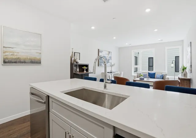 4th image of 267 Old Colony #511, South Boston, MA 02127 | MLS# 73553690