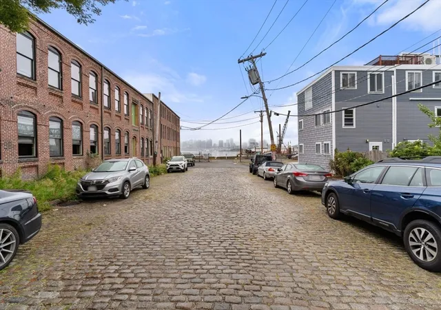 Homes for sale in Chelsea, MA | 10 Beacon St #1, Chelsea, MA 02150 | MLS# 73505039