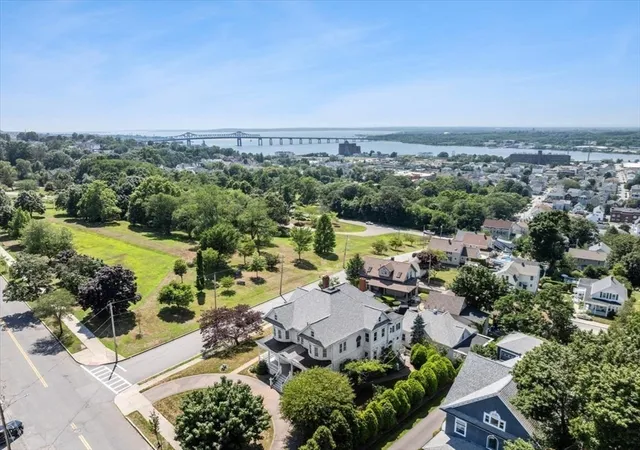 3rd image of 878 Highland Ave, Fall River, MA 02720 | MLS# 73531614