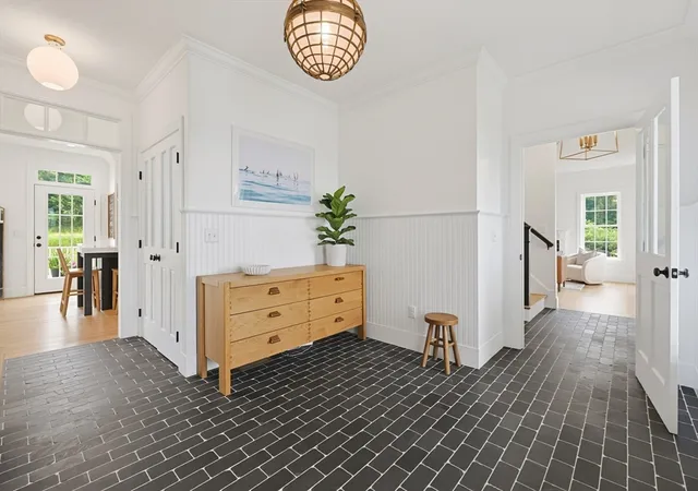 Photo 4 of Single family home for sale at 32 Bayliss Way, Uxbridge, MA 01569 | MLS# 73551408 | Listing updated on 2026-09-19