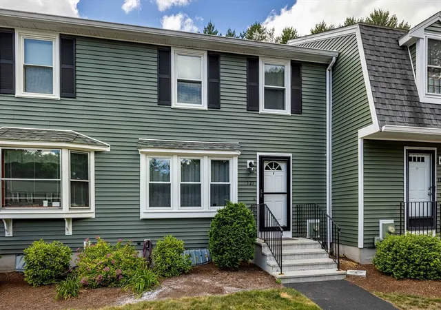 Homes for sale in Bellingham, MA | 121 Twin Brook Ln #121, Bellingham, MA 02019 | MLS# 73537842