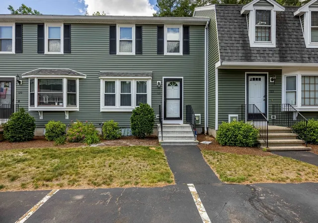 Homes for sale in Bellingham, MA | 121 Twin Brook Ln #121, Bellingham, MA 02019 | MLS# 73537842