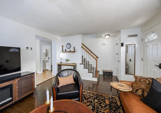 Homes for sale in Bellingham, MA | 121 Twin Brk Ln, Bellingham, MA 02019