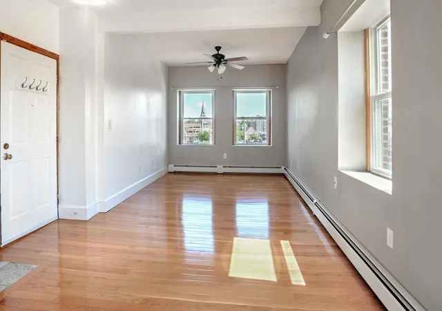 Homes for sale in Salem, MA | 56 Peabody Street #3-E, Salem, MA 01970 | MLS# 73538856