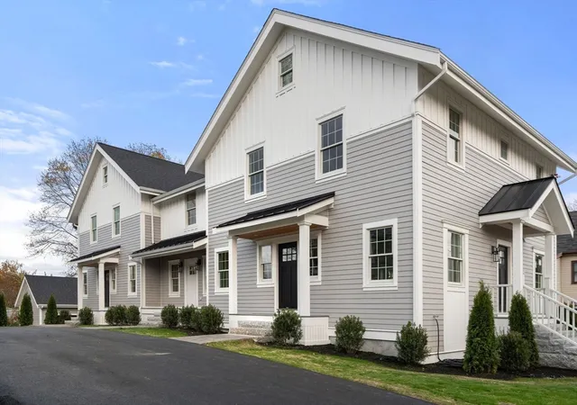 Homes for sale in Wellesley, MA | 63 Oak Street #A, Wellesley, MA 02482 | MLS# 73490774