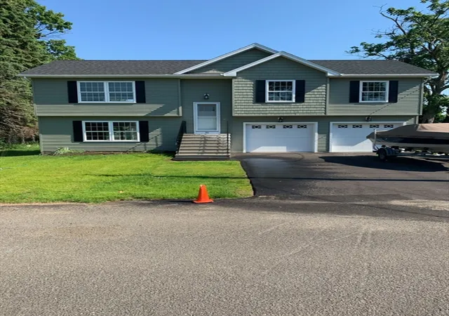 1st image of 86 Beaumont Ave, Chicopee, MA 01013 | MLS# 73508516