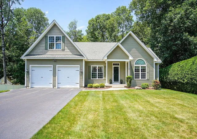 1st image of 5 Red Bridge Ln, South Hadley, MA 01075 | MLS# 73543556