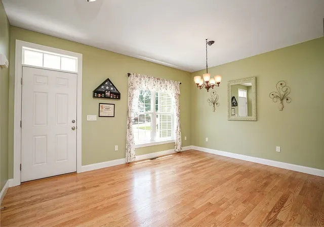 Photo 4 of Single family home for sale at 5 Red Brg Ln, South Hadley, MA 01075 | MLS# 73543556 | Listing updated on 2026-08-16