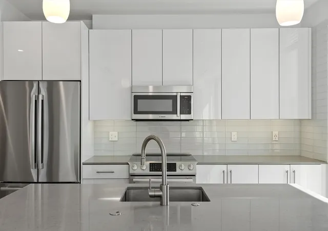 4th image of 88 Wareham St #602, Boston, MA 02118 | MLS# 73552933